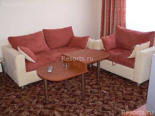 Elegant Hotel 4